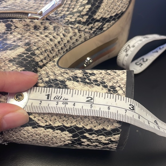 Sam Edelman Snakeskin embossed boots 6.5 - Picture 7 of 7